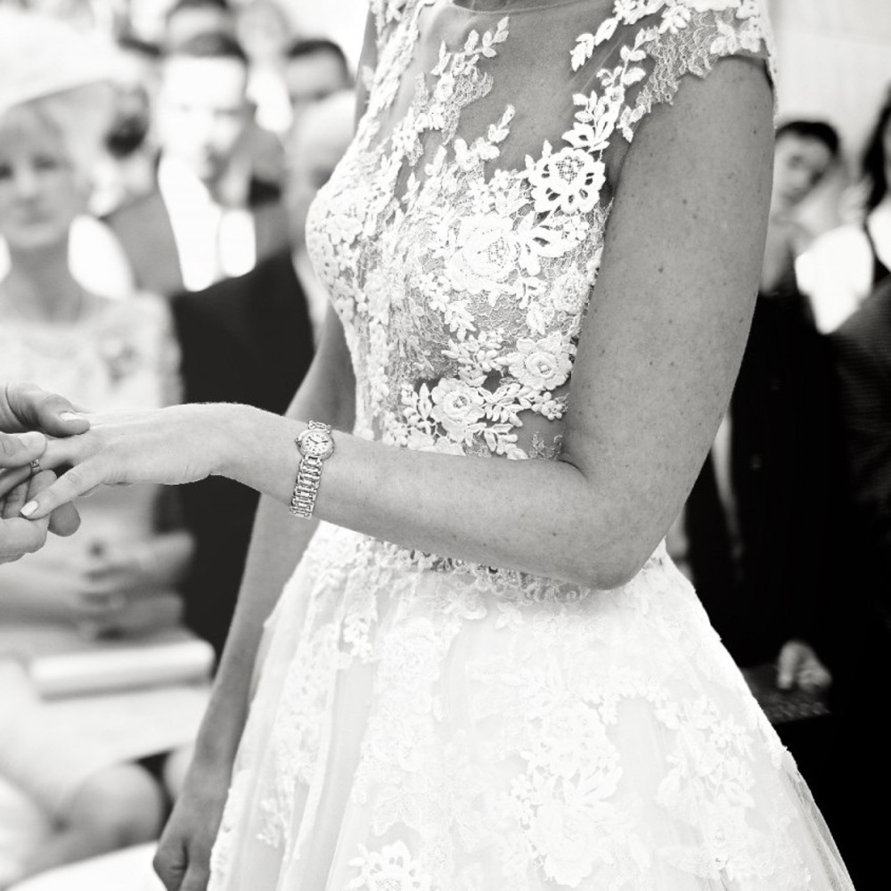 Wedding dress for sale